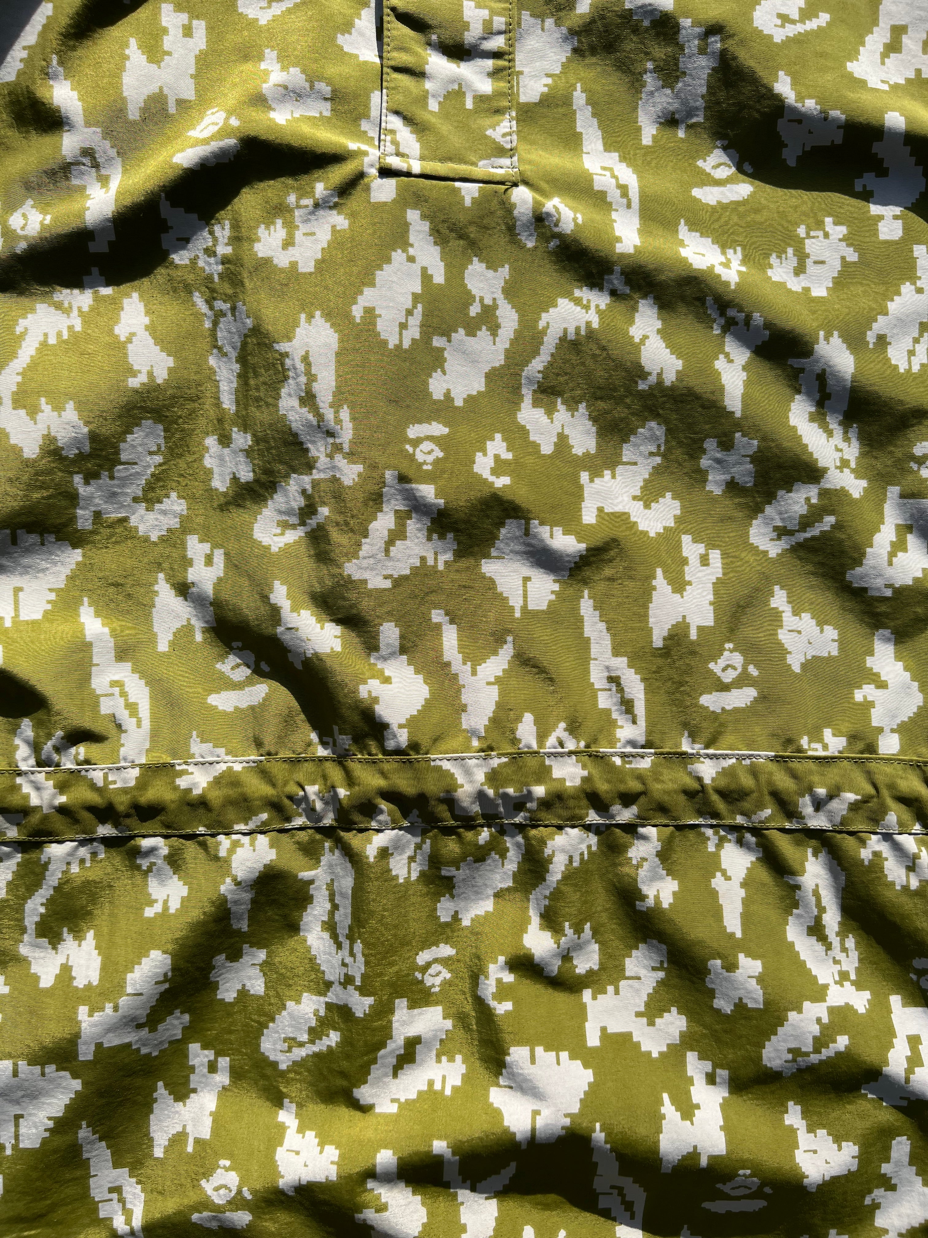 90s A BATHING APE CAMO JACKET / L – WAKUI