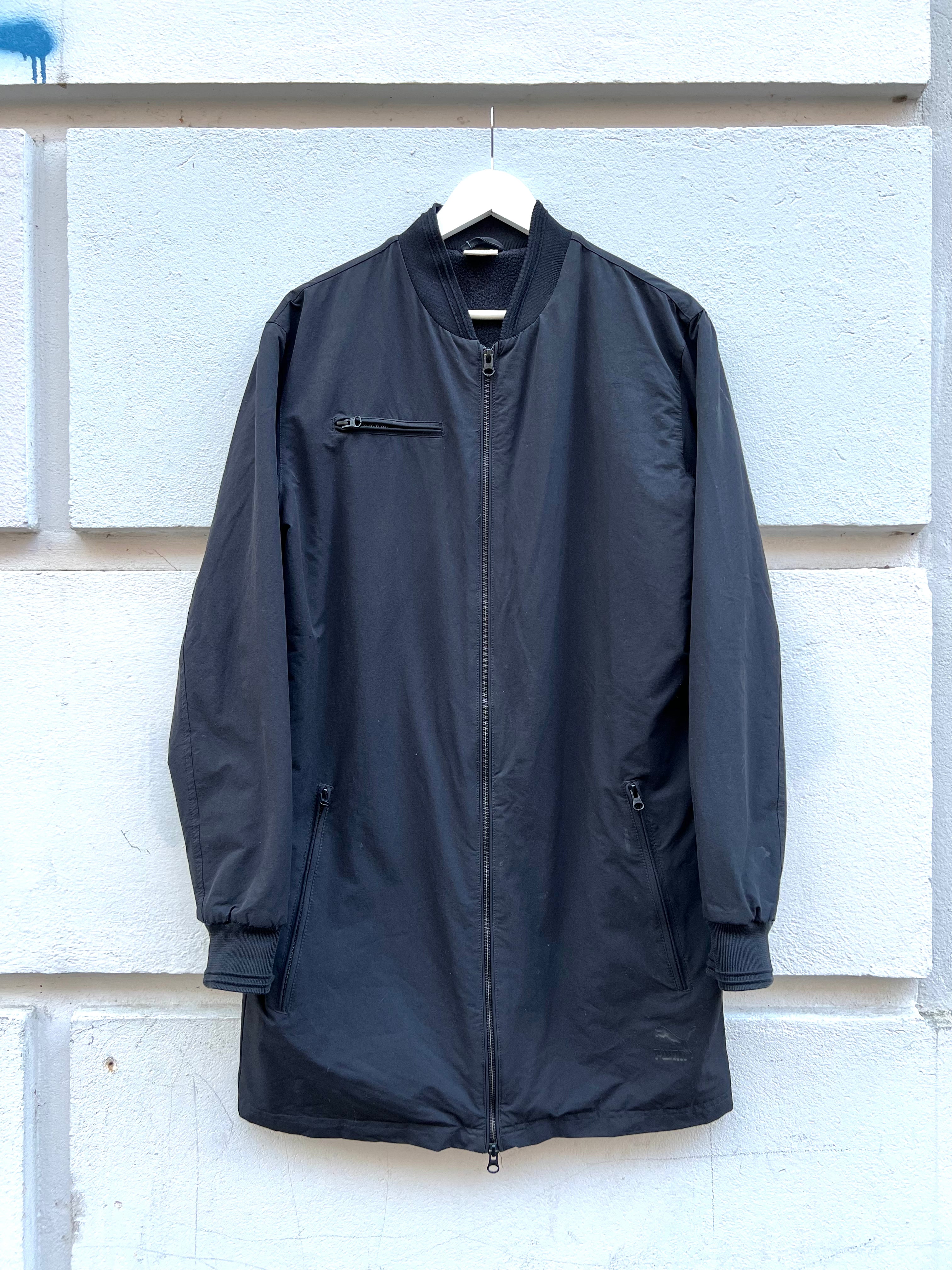 PUMA – Long Nylon Zip Jacket (Black, 2000s)