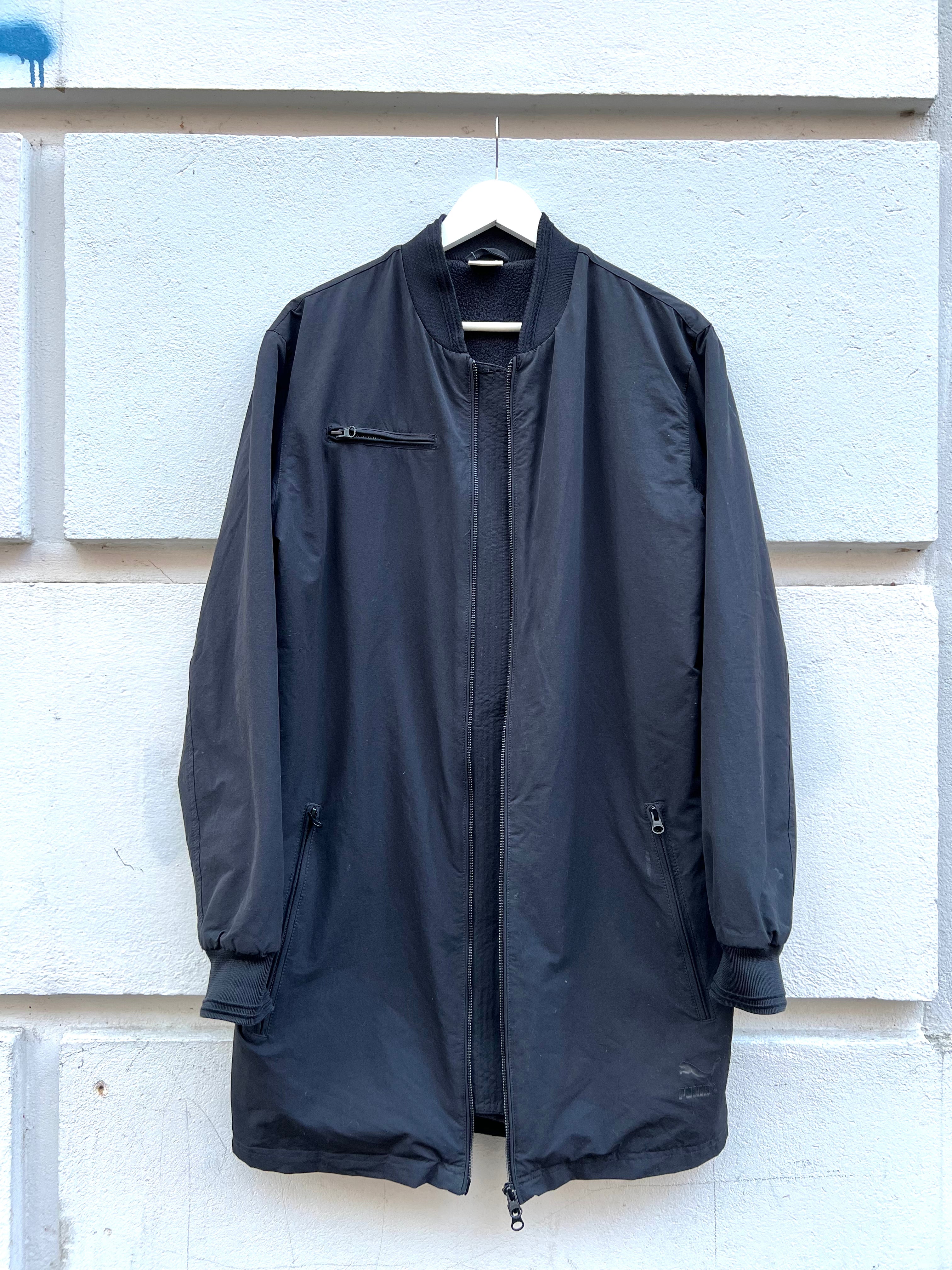 PUMA – Long Nylon Zip Jacket (Black, 2000s)