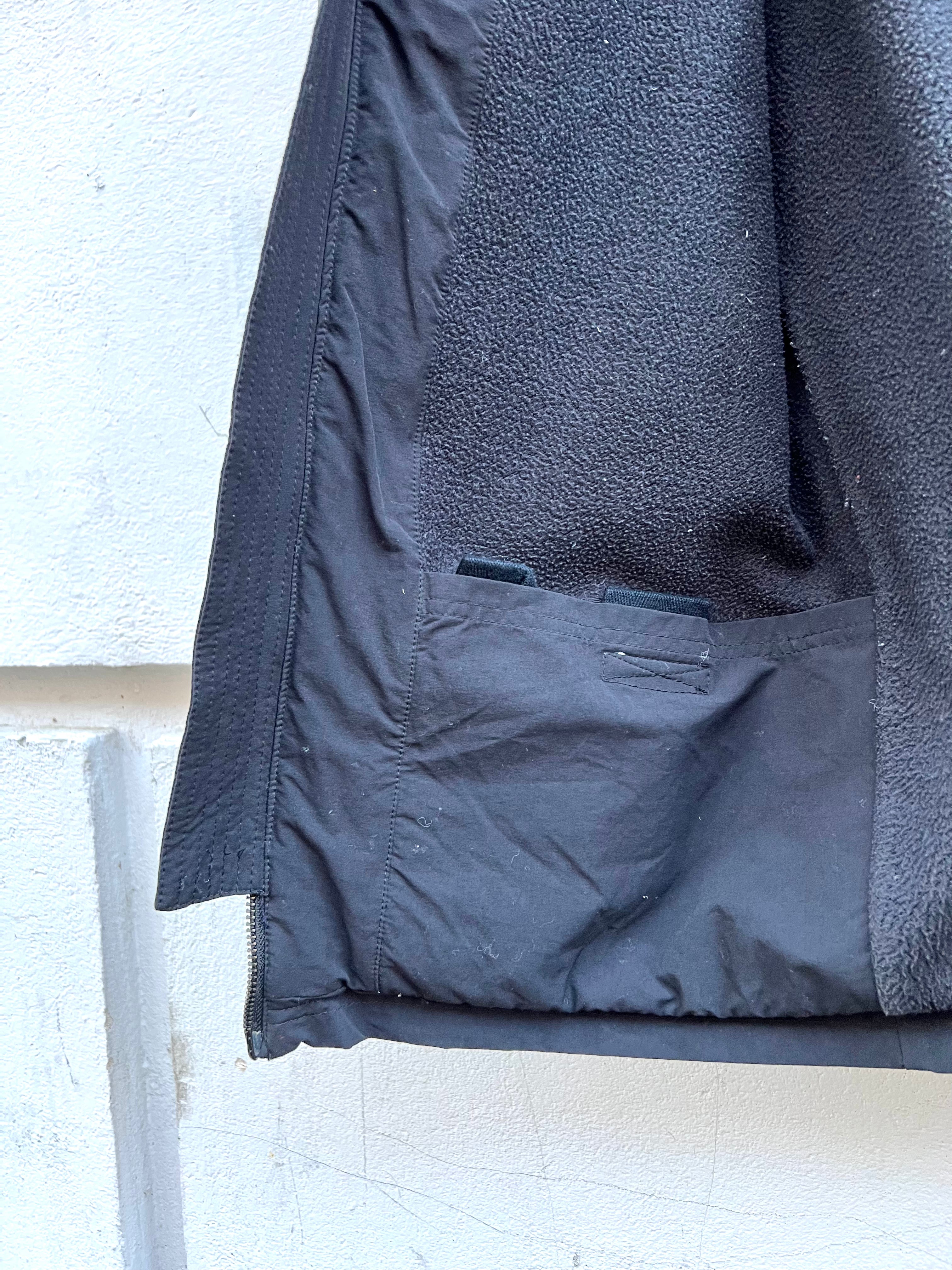 PUMA – Long Nylon Zip Jacket (Black, 2000s)